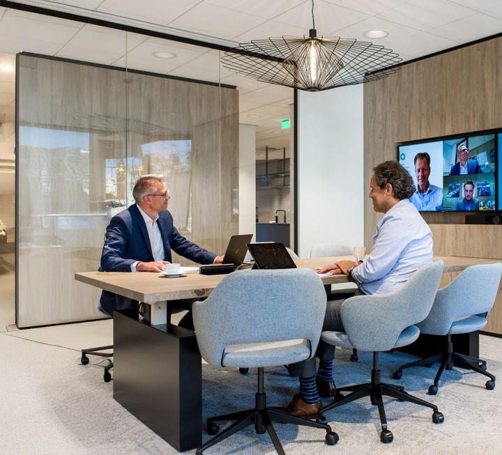 Senior Business Controller