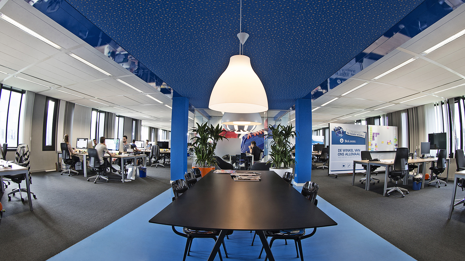 Platform Excellence Associate